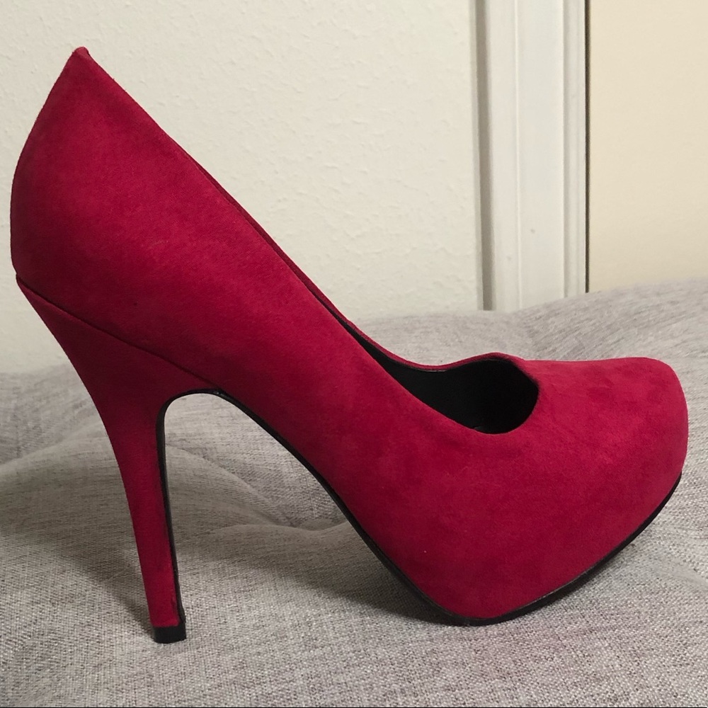3/$15 Mix No. 6 Heels in Hot Pink
